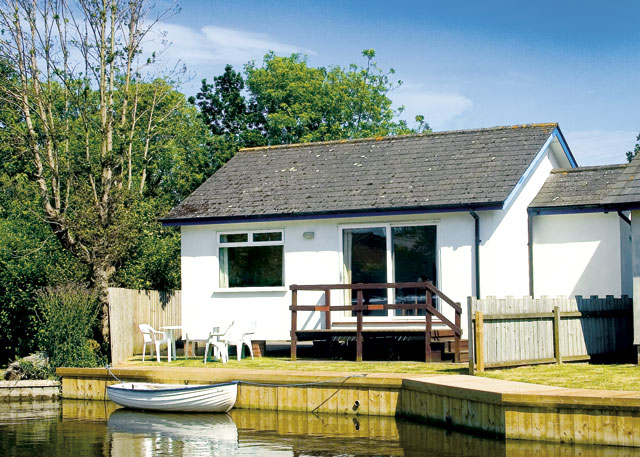 summerlodge.jpg